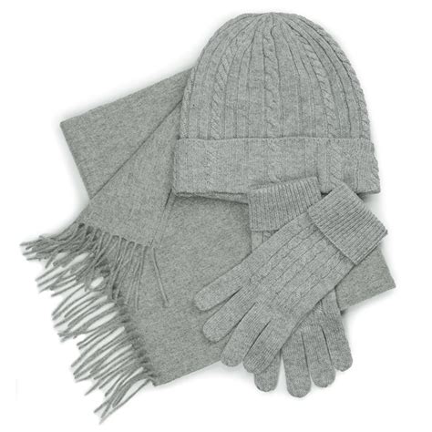 Hats and Gloves for Women 